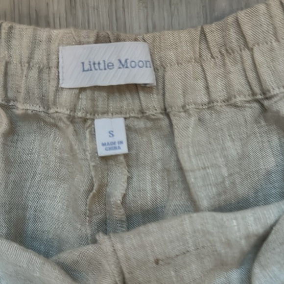 Sail linen little moon shorts from Aritzia in beige NWT SOLD OUT - Picture 5 of 6
